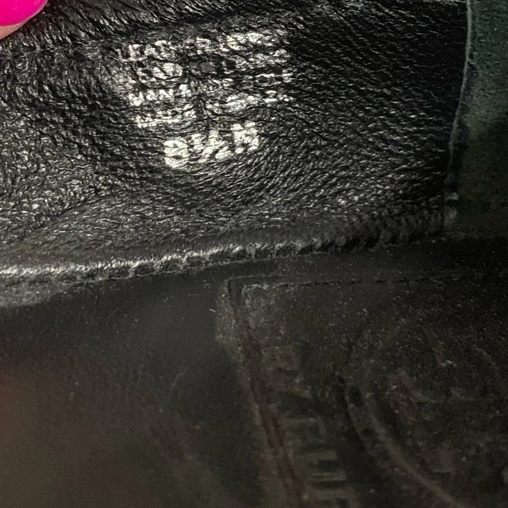 Tory Burch Black Ballet Flats Size 8.5